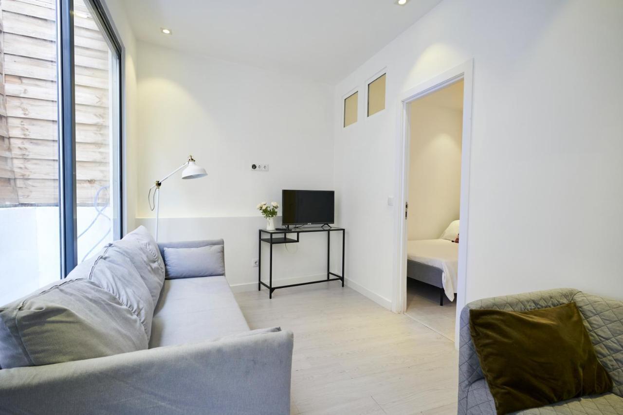 Altido Fabulous 3-br In Western Appartement